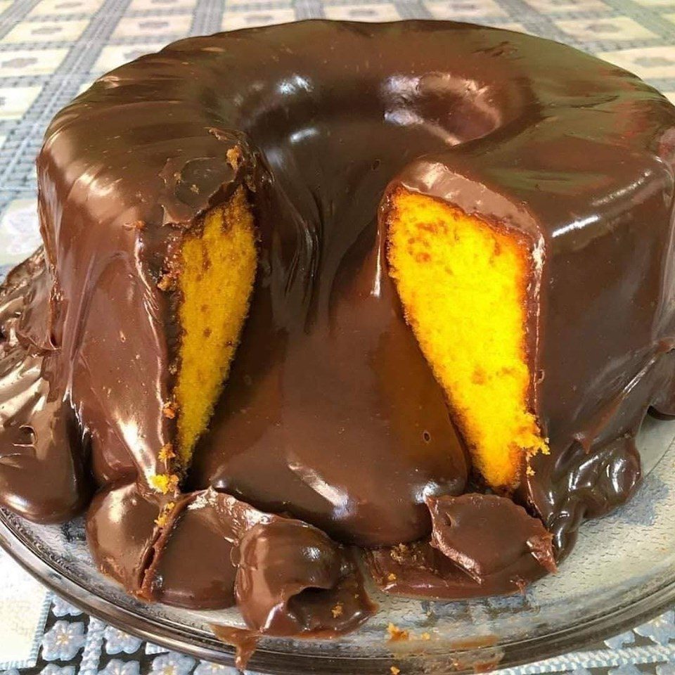 Bolo de Cenoura com Brigadeiro Delicioso