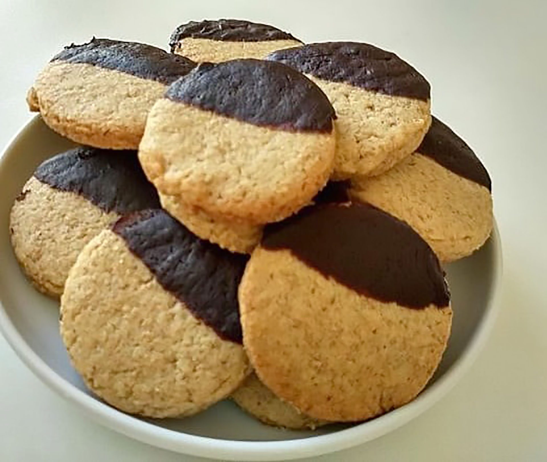 cookie integral de chocolate prepara o cartão