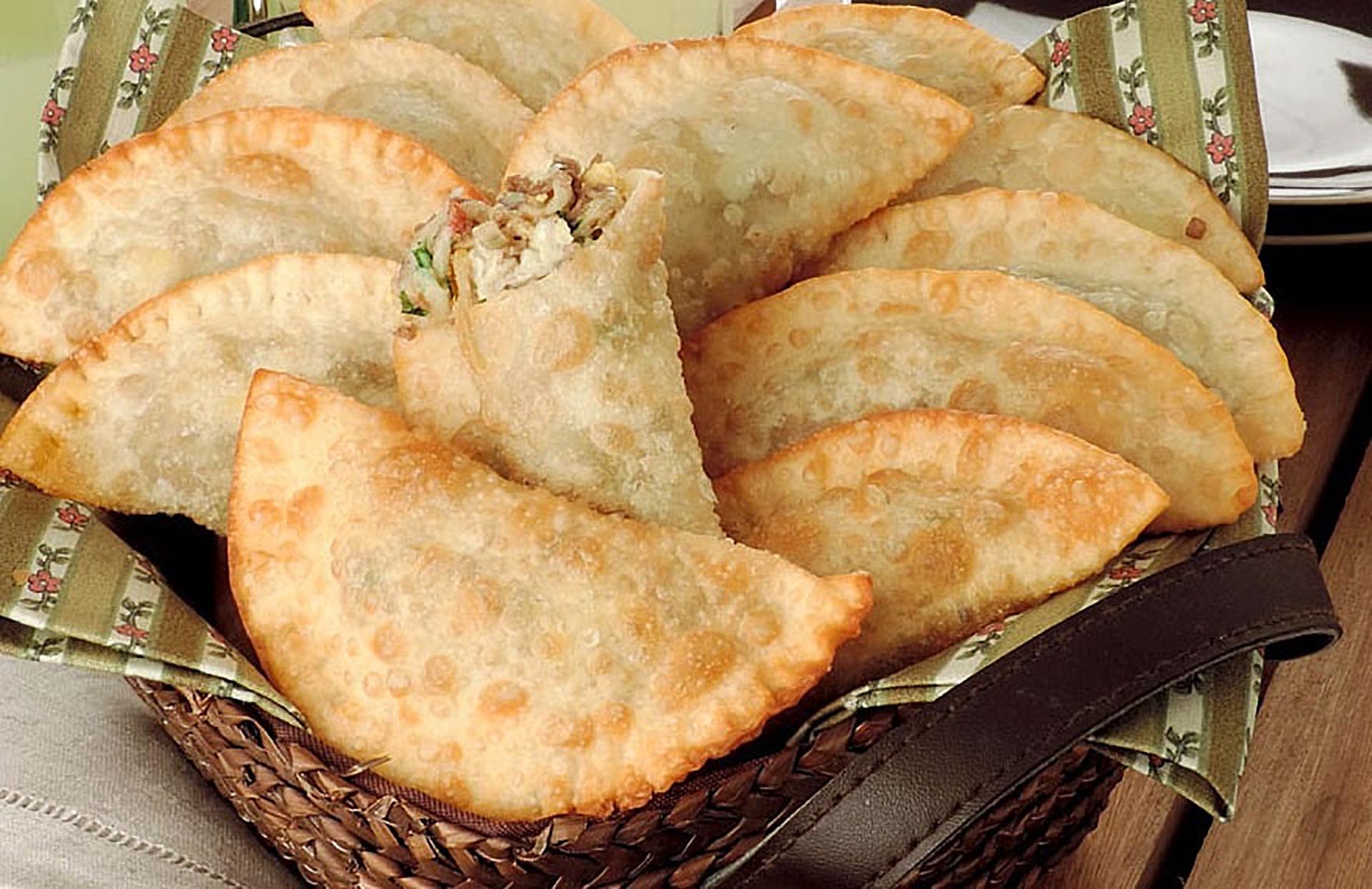 pastel de carne com queijo