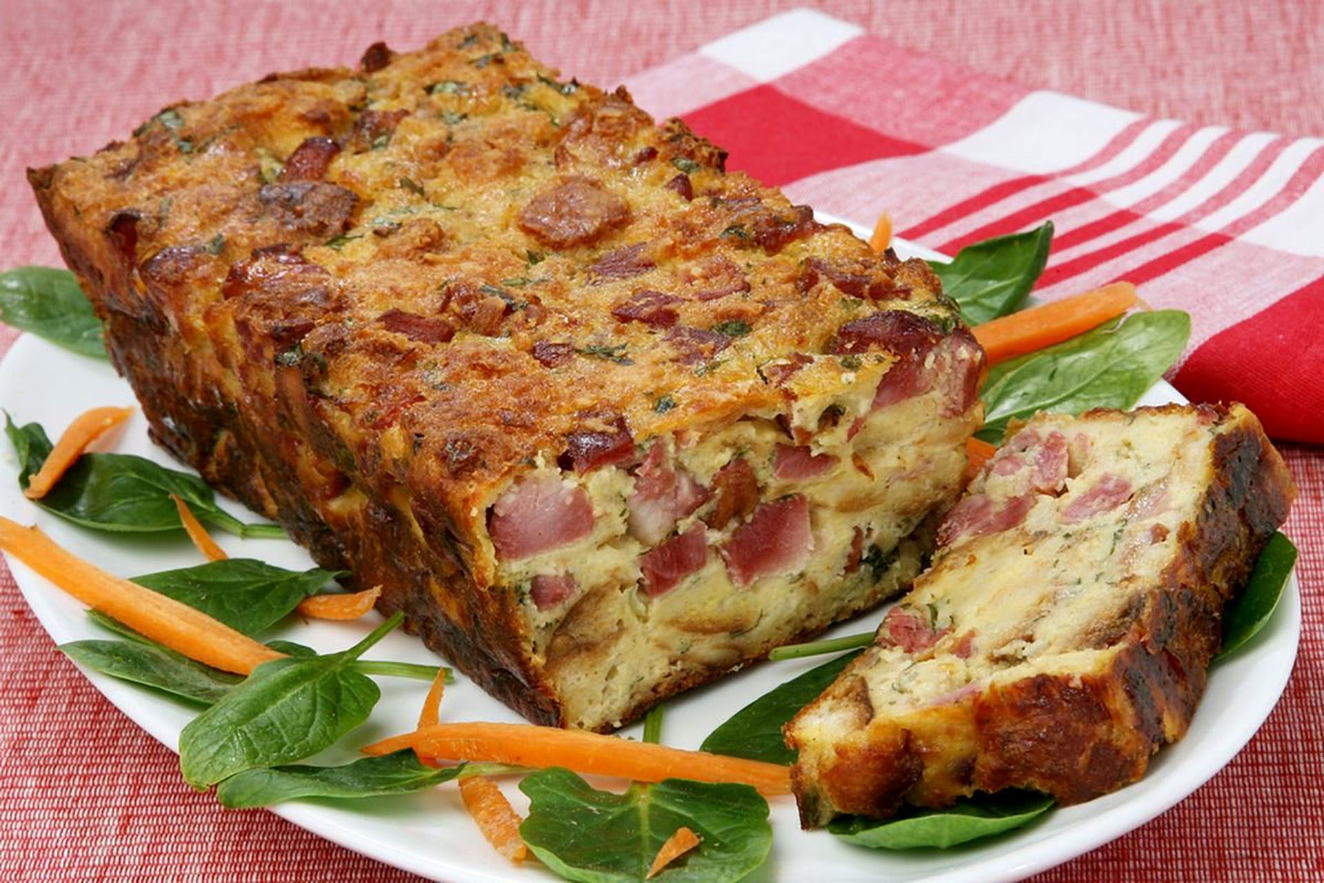 torta de mortadela prepara o cartão